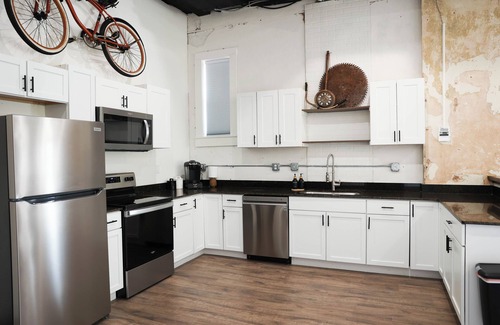 Denison Apartment | Charming 2-bedroom Loft @ the Historic Katy Depot located in Denison TX