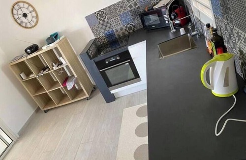 Oyster Pond House | Charming 2-bedroom house in welcoming Saint Martin with AC, WiFi