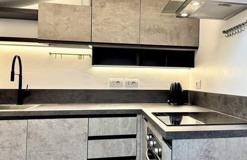 Old Town Apartment | Charming 2-Bedroom Retreat in the Center of Perugia