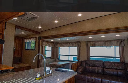 Waco House | Charming 2-bedroom RV with AC, WiFi in vibrant Waco, choose resort location