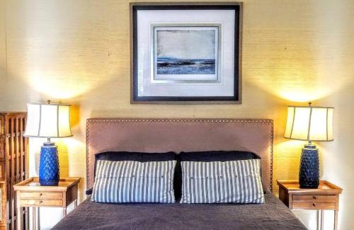 Montgomery Apartment | Charming 2 Bedroom Suite in Cloverdale District