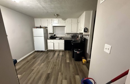 Conyers House | Charming 2-bedroom townhome in wonderful Conyers with WiFi, AC