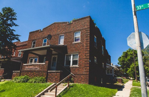 Bemis Park House | Charming 2-bedroom townhome in Midtown Omaha