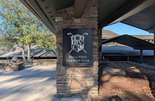 Bella Vista House | Charming 2-bedroom townhome in NWA, near golf, lakes, and biking/hiking trails