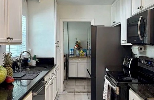 Casselberry House | Charming 2-bedroom house in enchanting Casselberry with AC