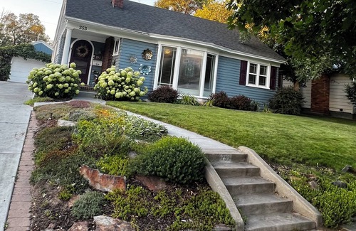 Idaho Falls House | Charming 2-bedroom cottage house in Idaho Falls