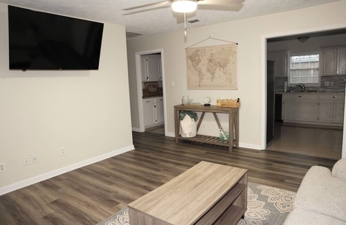 Lake Charles House | Charming 2-bedroom 1 bath nestled centrally in the city.