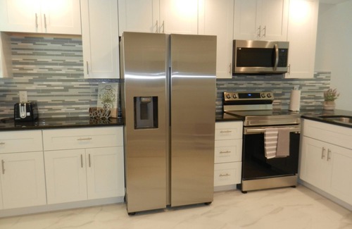 Palm Harbor Condo | Charming 2-bedroom Close to the Beach in brilliant Palm Harbor
