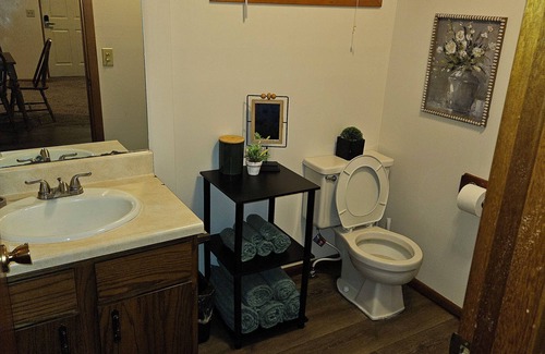 Phillipsburg Apartment | Charming 2-bedroom apartment with AC, WiFi in lovely Phillipsburg