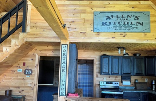 Portage Lake Cabin | Charming 2-bedroom cabin in Portage Lake
