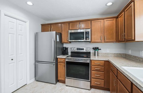 St. James Villa | Charming 2-Bedroom Courtyard Villa in The Villages