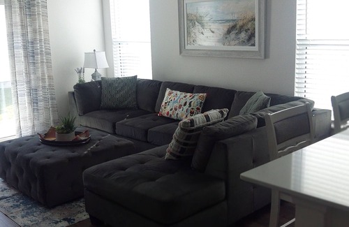 Okahumpka Villa | Charming 2-bedroom villa in brilliant The Villages with WiFi, AC