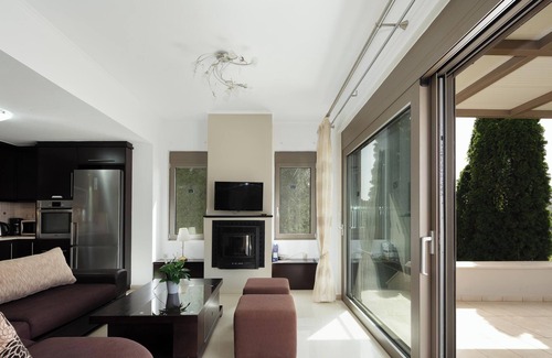 Kato Valsamonero Villa | Charming 2-Bedroom Villa in Serene Village - Perfect Family Getaway