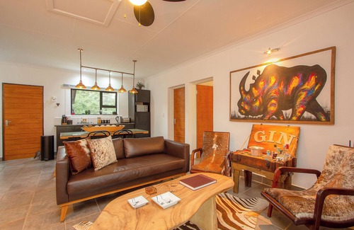 Marloth Park House | Charming 2-bedroom house near Kruger Park for safari and wildlife encounters