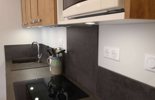 Montgenevre Apartment | Charming 2-Room Mountain Condo for 6, Renovated, Balcony, Parking - Montgenèvre