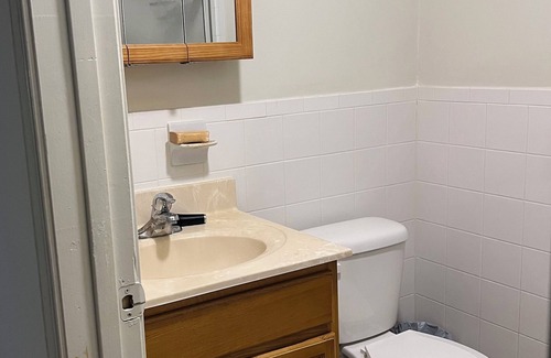 Avenel Apartment | Charming 2-bedroom apartment with AC, WiFi in superb Woodbridge Township