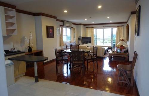 Chiang Mai Condo | Charming 2BR Downtown Chiang Mai