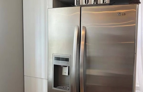 Queens House | Charming 2BR house w AC, WiFi just 5 MIN from LGA and 17 MIN to JKF