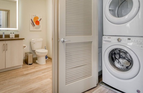 Pleasanton Apartment | Charming 2BR in Pleasanton, Parking + Pet-Friendly
