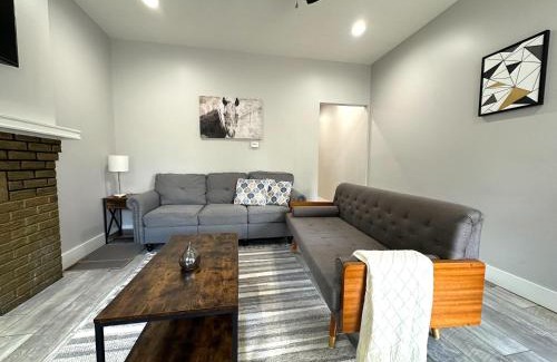 Columbus Apartment | Charming 2BR Near Downtown & Attractions