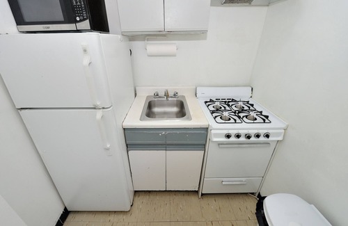 East Harlem Apartment | Charming 2BR Retreat Near Central Park!