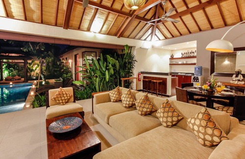 North Legian Villa | Charming 2BR Villa! ONLY 4Min Drive To Kuta Beach! W/Private Swimming Pool!