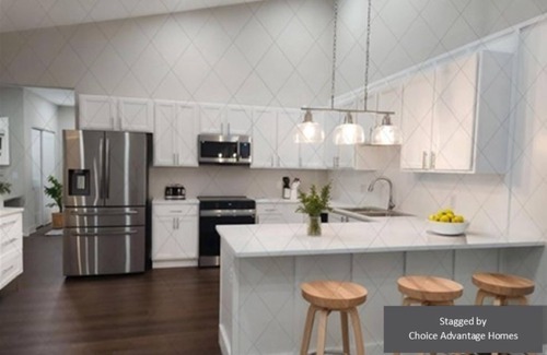 Crystal River House | Charming 3 bdrm, 2 bath Villa with designed open living space.