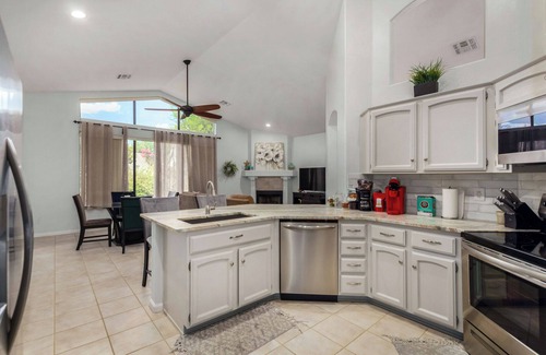 Litchfield Park House | Charming 3-bedroom House in Fabulous Litchfield Park