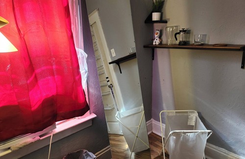Wellston House | Charming 3-bedroom house in University City with AC, WiFi