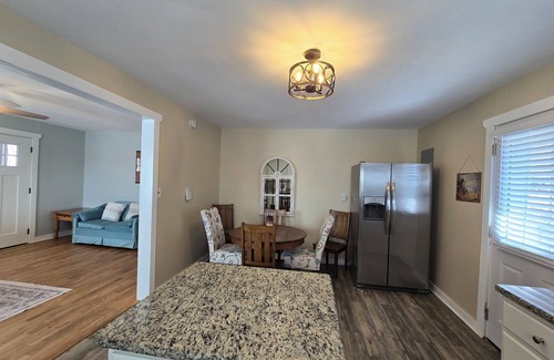 Mineral Bluff Cottage | Charming 3-bedroom pet-friendly cottage surrounded by the Blue Ridge Mountains.