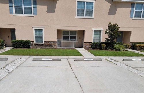 Saddlebrook Village West House | Charming 3-bedroom townhome with WiFi, AC in wonderful Wesley Chapel