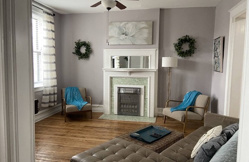 Shaw Apartment | Charming 3 Bedroom /1.5 Bath in Shaw Neighborhood