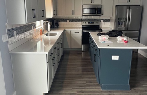 Fortville House | Charming 3-bedroom, 2-12/bath house with AC, WiFi in peaceful Fortville