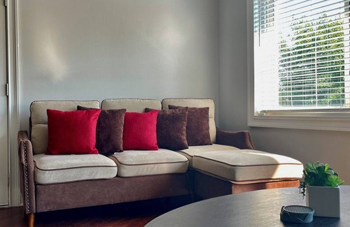 Elmhurst Apartment | Charming 3-bedroom apartment in delightful downtown Elmhurst - steps to Metra