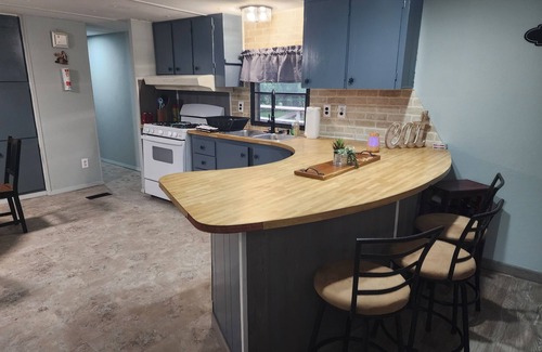 Stockton Cabin | Charming 3-bedroom cabin in delightful Stockton with WiFi, AC, n