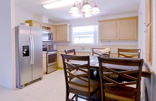 Fish Hawk House | Charming 3 Bedroom Farm Retreat in Lithia