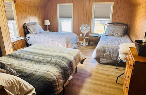 Bagley Other | Charming 3-bedroom farmhouse with WiFi, AC in fabulous Bagley