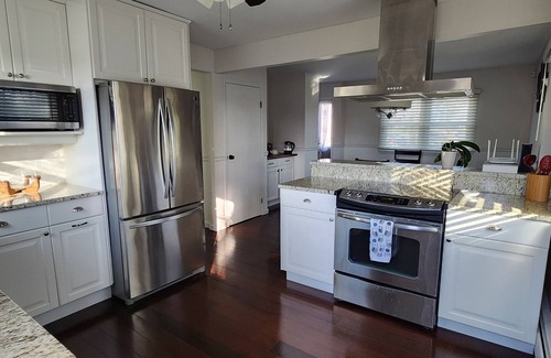 Middletown House | Charming 3-bedroom house with AC, WiFi in quaint Middletown