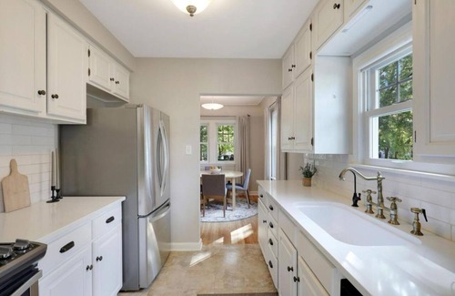 Como House | Charming 3-bedroom Home in the beautiful Como Neighborhood