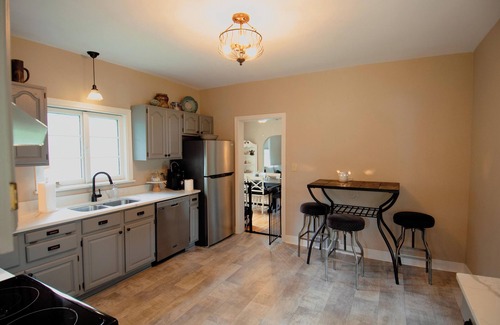 Stillwater House | Charming 3-bedroom house 8 blocks from Historic Downtown Stillwater