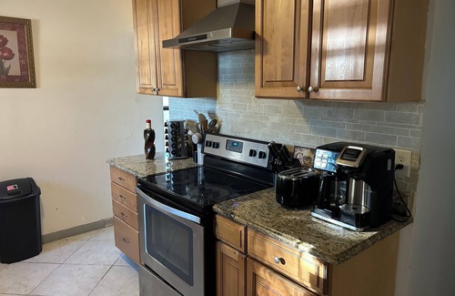 Titusville House | Charming 3-bedroom house with WiFi and AC in Titusville