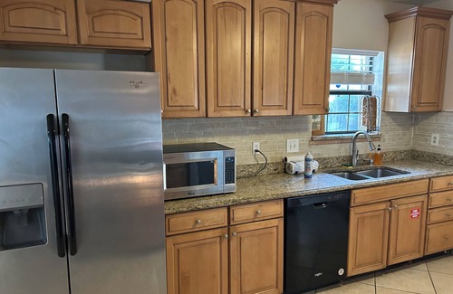 Titusville House | Charming 3-bedroom house with WiFi and AC in Titusville