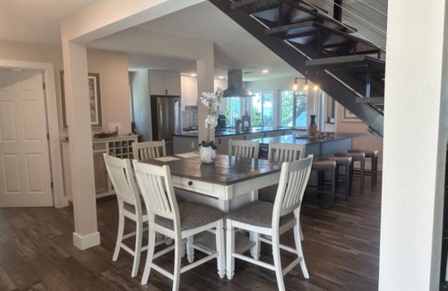 Tropic House | Charming 3-bedroom house in lovely Melbourne with WiFi, AC