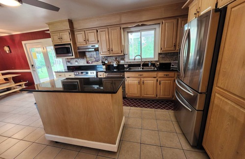Hampton House | Charming 3-Bedroom Home with Private In-Ground Pool Oasis in Hampton, VA
