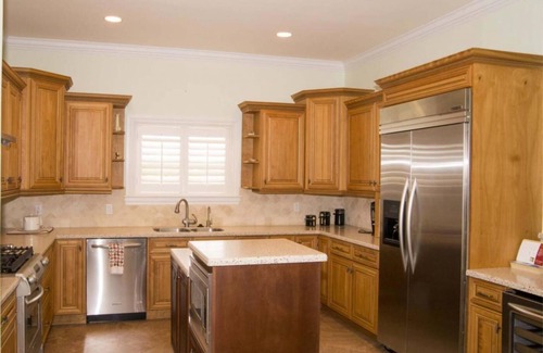 West End House | Charming 3-bedroom house with WiFi, Dockage, AC in West End