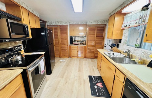 Freeport House | Charming 3-bedroom house with WiFi, AC in amazing Freeport Oyster Creek