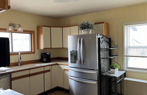 Gardiner House | Charming 3-bedroom house with WiFi, AC in awesome Gardiner near Yellowstone.