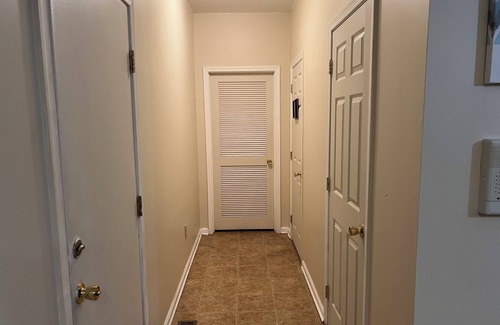 Lawnside House | Charming 3-bedroom house in fabulous Lawnside with WiFi, AC