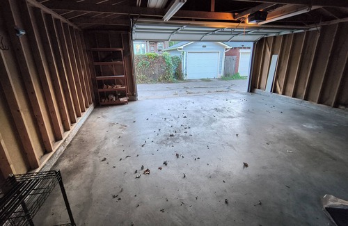 St. Louis House | Charming 3-bedroom house with WiFi, AC in enjoyable Carondolet area St Louis
