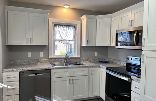 Advance House | Charming 3-bedroom house in delightful Advance with AC, WiFi